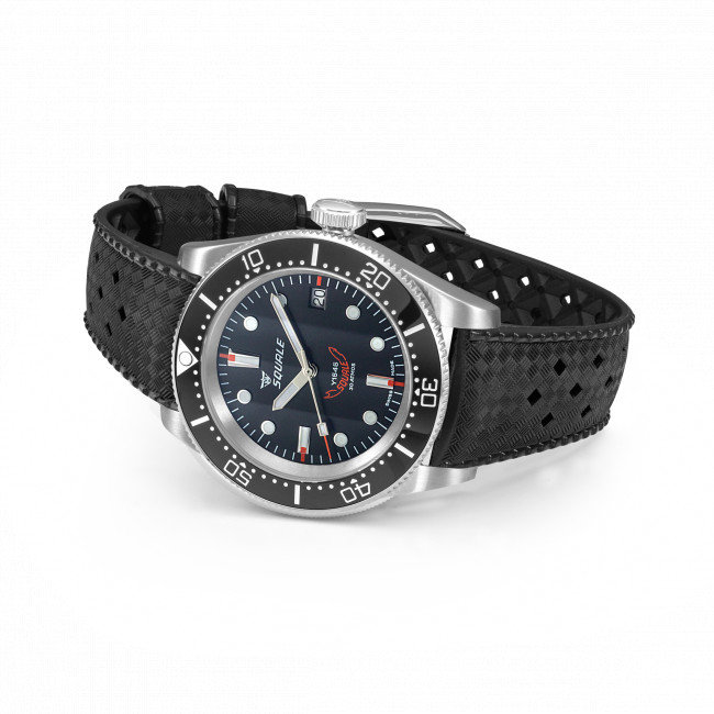 SQUALE 1545 Black Rubber