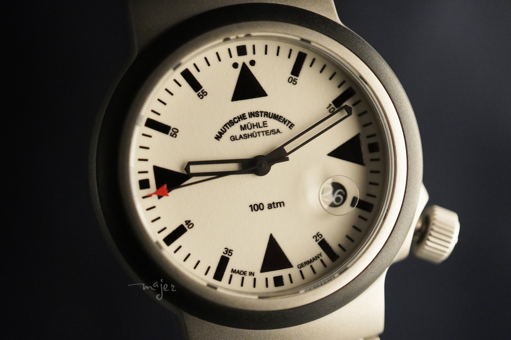 MUHLE GLASHUTTE S.A.R. RESCUE-TIMER LUMEN