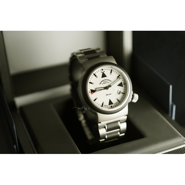 MUHLE GLASHUTTE S.A.R. RESCUE-TIMER LUMEN