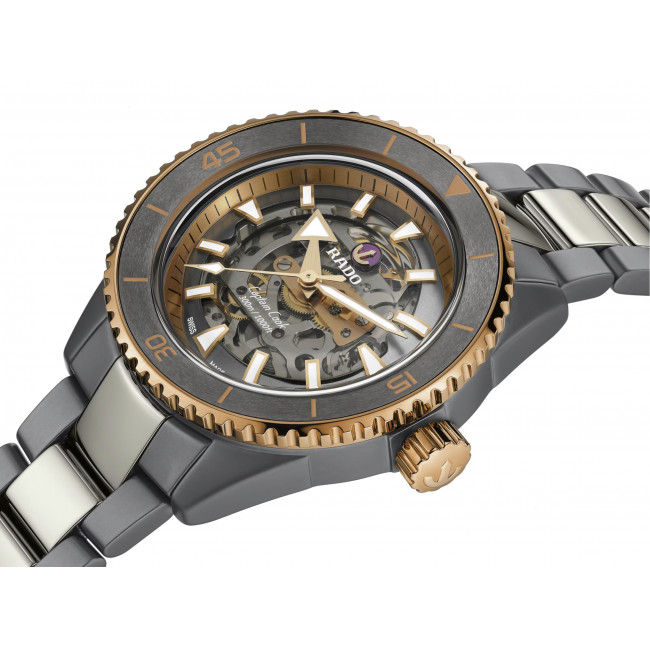 RADO CAPTAIN COOK HIGH-TECH CERAMIC SKELETON R32148162