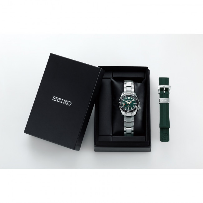 SEIKO BABY MARINEMASTER ISLAND GREEN